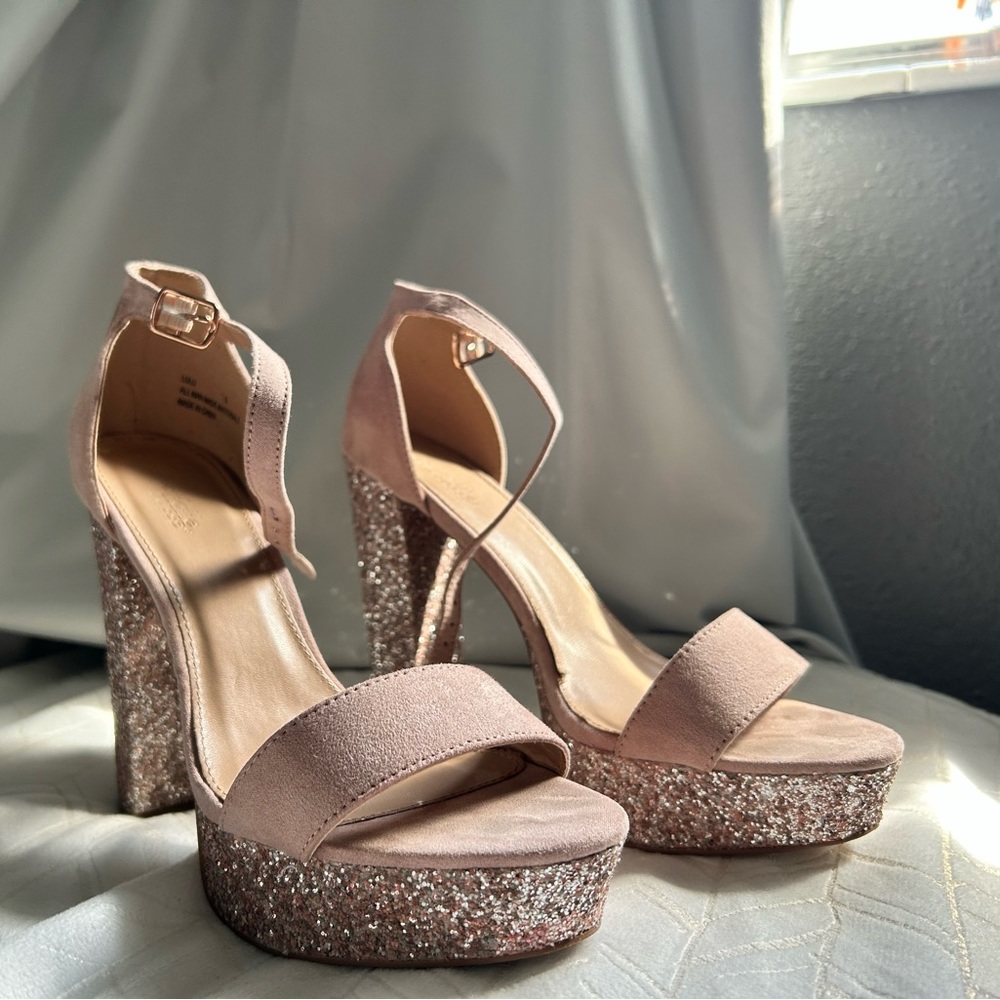 Women’s Size 9 Heels